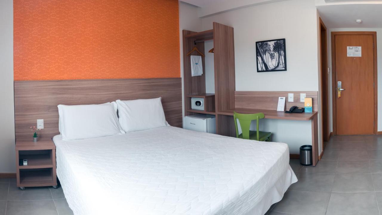 Malibu Plaza Hotel Лауру-ди-Фрейтас Экстерьер фото