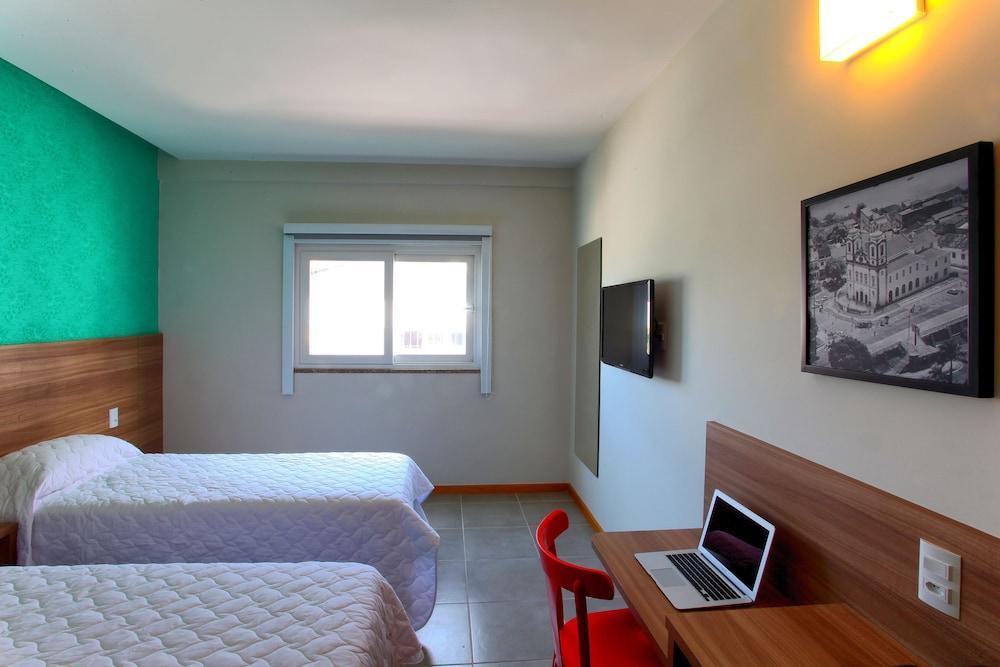 Malibu Plaza Hotel Лауру-ди-Фрейтас Экстерьер фото