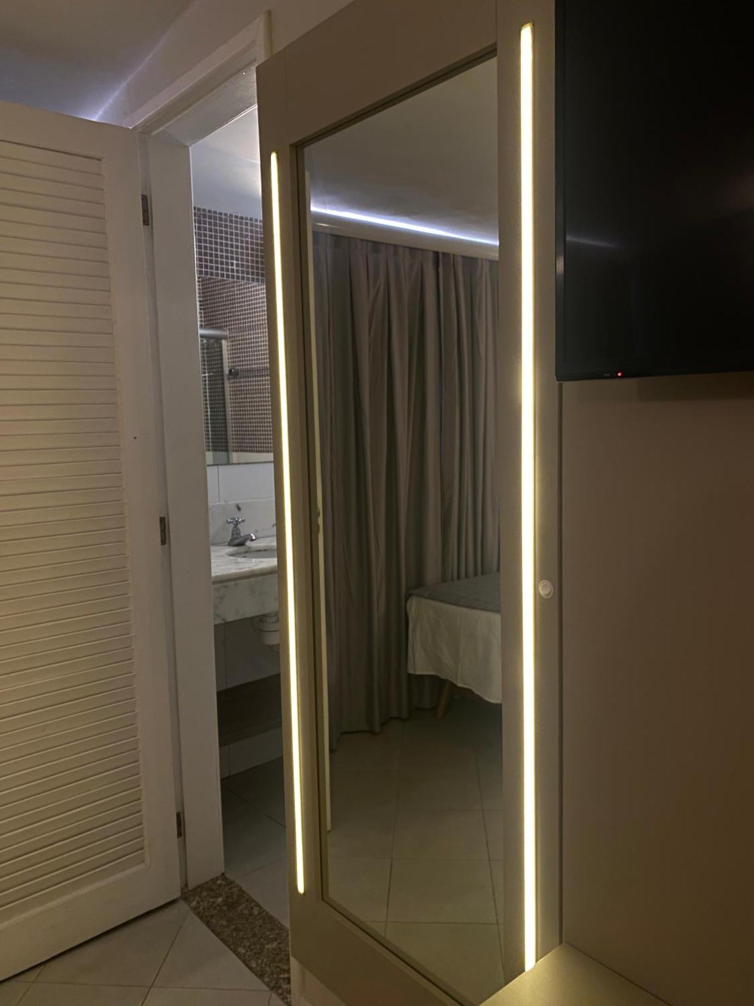 Malibu Plaza Hotel Лауру-ди-Фрейтас Экстерьер фото