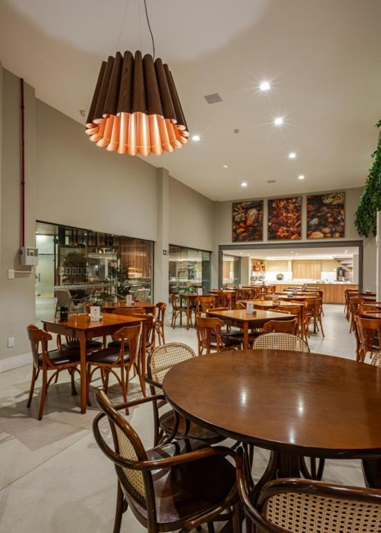 Malibu Plaza Hotel Лауру-ди-Фрейтас Экстерьер фото