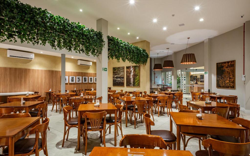 Malibu Plaza Hotel Лауру-ди-Фрейтас Экстерьер фото